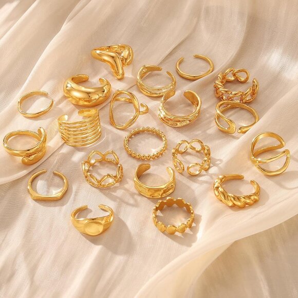 Chunky Gold Rings Set - 20 Stackable Rings in Adjustable Designs for Women - Picture 8 of 9